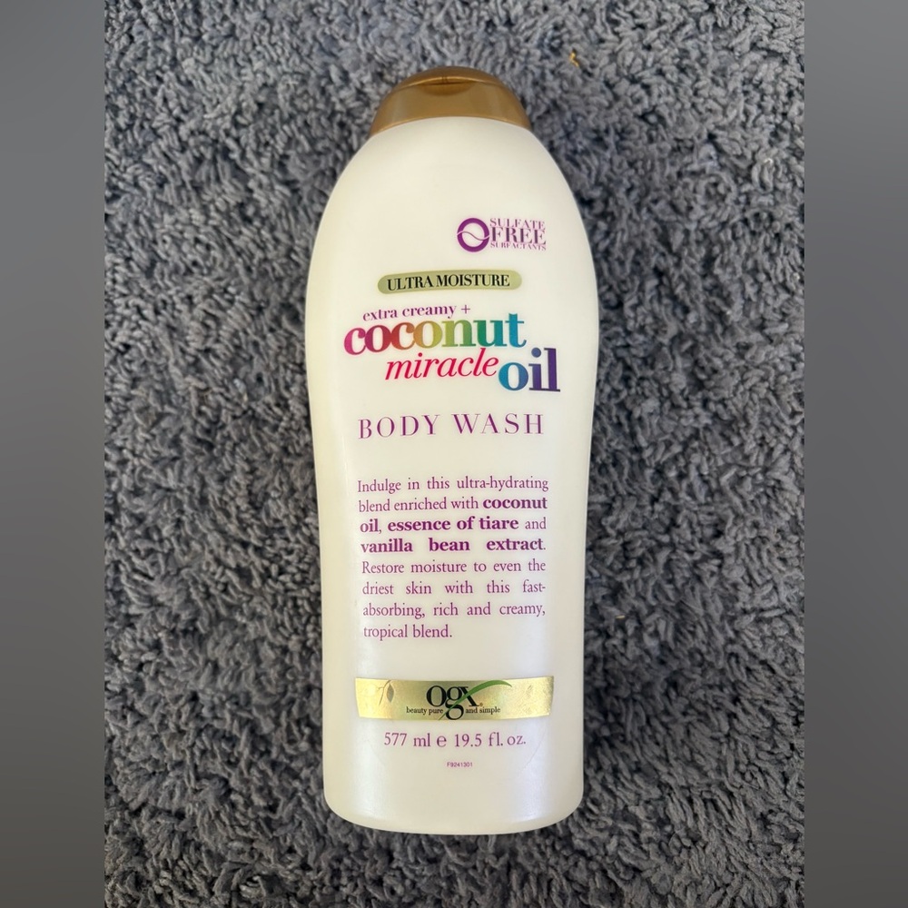 NWT OGX extra creamy + coconut miracle oil body wash